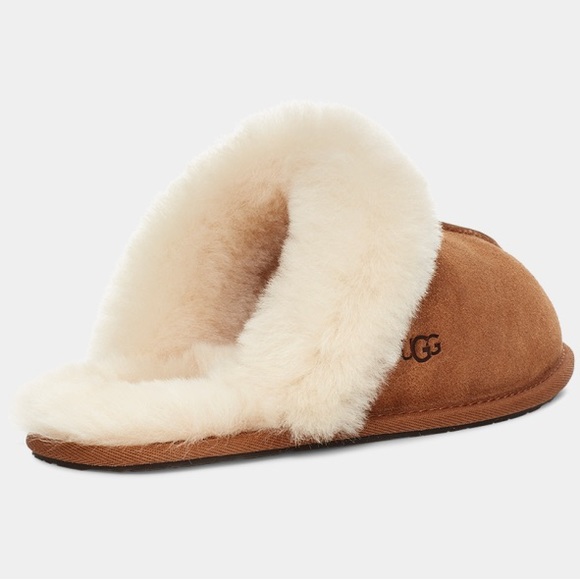 Ugg Scuffette II in Chestnut Size 7 New in box - Picture 2 of 16